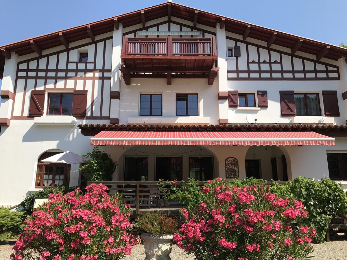 La Villa Du Parc プラード エクステリア 写真