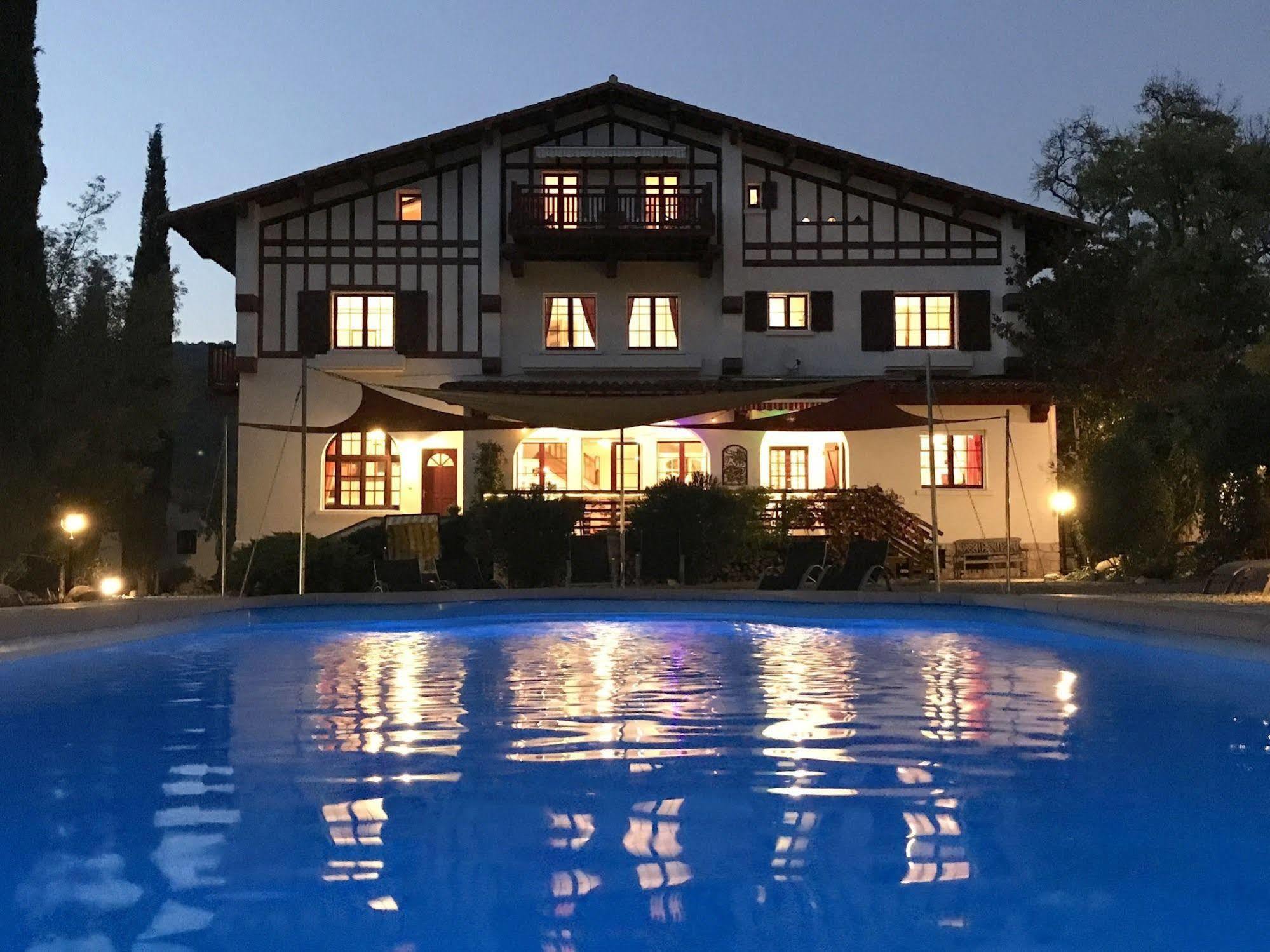La Villa Du Parc プラード エクステリア 写真